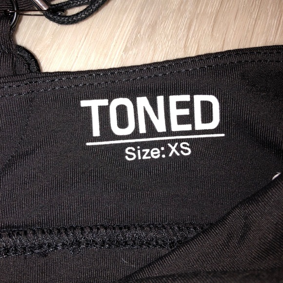 Ashy Bines Sports Bra - Picture 4 of 5